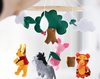 Winnie the Pooh baby mobile, Neutral mobile for crib, Winnie the Pooh nursery mobile, Cartoon characters mobile, Newborn baby shower gift