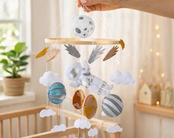 Space Baby Mobile, Astronaut Crib Mobile, Solar System Nursery Decor, Handmade Baby Mobile, Felt Planets Mobile, Baby Shower Gift