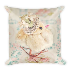 Easter Pillow Cover, Easter Chick Pillow, Square Easter Pillow 18 x 18, Vintage Easter Pillow, Vintage Easter Decor, Pastel Easter Pillow