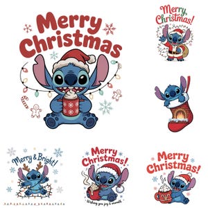 Pu&ograve; includere: Una collezione di grafiche a tema natalizio con il personaggio Stitch. I disegni includono Stitch con un cappello da Babbo Natale, che tiene in mano una tazza di cioccolata calda e decorato con luci natalizie e fiocchi di neve. Il testo include "Merry Christmas" e "Merry & Bright!"