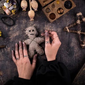 Powerful Woman Conjured with Lilith - Lilith Spell, Strong Women Spell, Black Magic Spell + 2 Free Spiritual Reading
