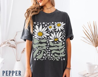 Boho Daisy Flower Tee, Comfort Colors Botanical Tee, Wildflower Shirt, Retro Floral T-Shirt, Plant Shirt, Gardener Shirt, Trendy Gift