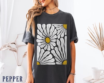 Boho Daisy Flower Tee, Comfort Colors Botanical Tee, Wildflower Shirt, Retro Floral T-Shirt, Plant Shirt, Gardener Shirt, Trendy Gift