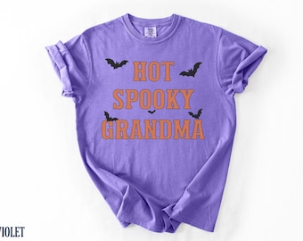 Hot Spooky Grandma Halloween T-Shirt, Comfort Colors Halloween Shirt for Grandma, Halloween Grandma Gift, Cute Halloween Tee for Women