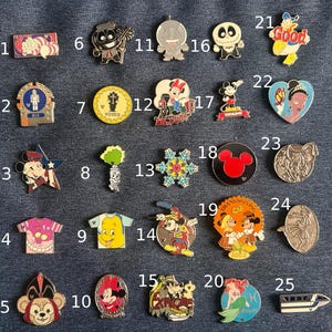 AUTHENTIC Assorted Disney Pins for Trading / Collecting - Small - Early 2000s - Hidden Mickey Pins - Minnie Mouse, Mickey Mouse, Donald Duck