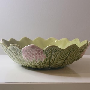 Keramische vergiet in majolica-stijl – vintage bessenzeef