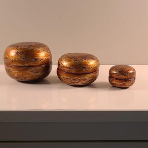 Set of 3 Vintage Lacquered Wood Boxes – Burmese Style Nesting Bowls with Lids – Decorative Asian Storage