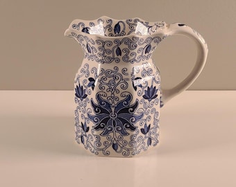 Vintage Mason’s Ironstone “Bow Bells” Blue & White Floral Pitcher – Made in England