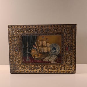 Vintage Royal Verkade Embossed Biscuit Tin – Zaandam, Dutch Art Deco Box – Maritime Clipper Ship Collectible
