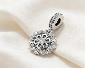 輝くスノーフレークダブルダングルチャーム、925スターリングシルバーチャーム、パンドラブレスレットに対応、インスピレーション、女の子や女性へのプレゼントに最適