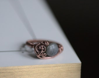 Labradorite Ring, US size 7,5, Gift For Her, Copper Dark Green Gemstone Ring, Copper Wire Wrapped Labradorite Jewelry