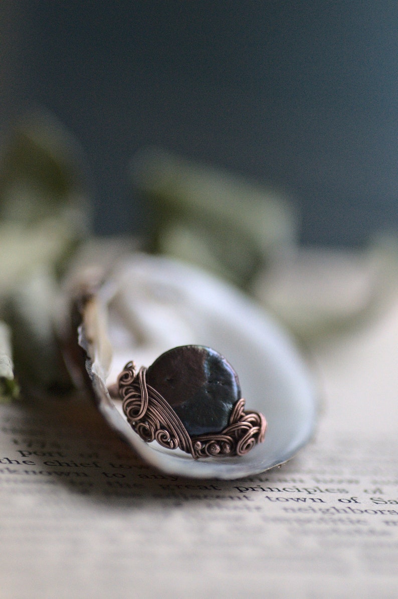 Full Moon Ring, US size 8 or 6.5, Witchcraft Moon Jewellery, Gypsy Gray Freshwater Pearl Moon Ring, Gift for a Witch image 5