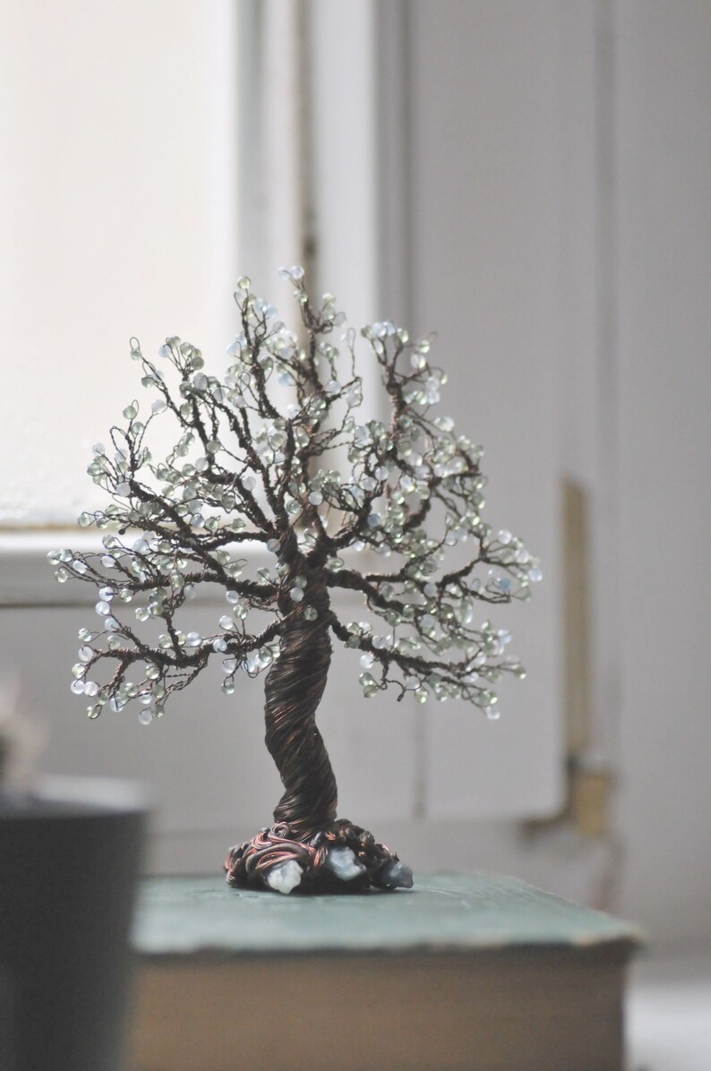 Sculpture d'arbre de vie, décoration d'arbre en cuivre, sculpture d'arbre en fil de fer avec perles d'apatite et d'aigue-marine, cadeau de pendaison de crémaillère image 3