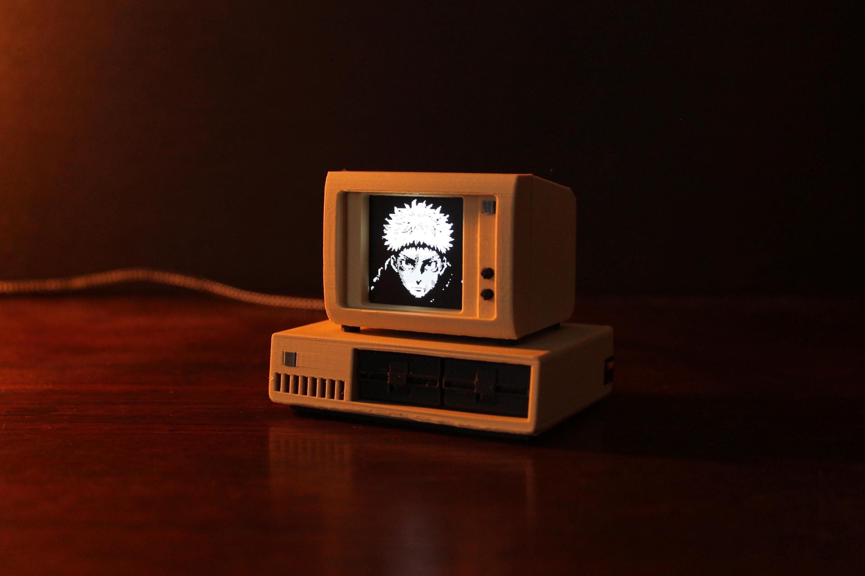 Miniat IBM 5150 Animation Player – OLED Display, Customizable