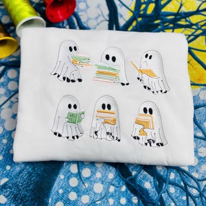 Ghost Reading Books Sweater, Bookish Halloween Sweatshirt, Halloween Teacher Gift, Librarian Halloween Hoodie, Ghost Crewneck