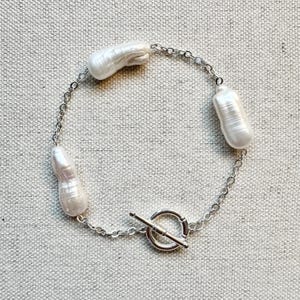 The Libby Bracelet, Minimalist Pearl Bracelet, Freshwater Pearl Jewellery, Sterling Silver, Bridesmaid Gift, Classic Pearl Bracelet