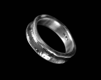 Rough Looking Sterling Silver Wedding Ring, Curved Wedding Band, Unisex Silver Jewelry, Handmade,Fine Jewelry, Resizable,R49-S