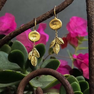 18k Solid Gold Earrings,Cluster Of 18k Gold Seeds Hanging From 18k Gold Top,Fine Jewelry,Natural Design in Gold,Handmade. image 4