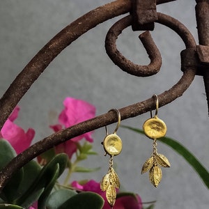 18k Solid Gold Earrings,Cluster Of 18k Gold Seeds Hanging From 18k Gold Top,Fine Jewelry,Natural Design in Gold,Handmade. image 2