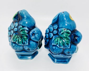 Vintage Giftcraft Inarco Mood Indigo Ceramic Salt and Pepper Shakers - Mid Century Modern Kitchen - 1960's