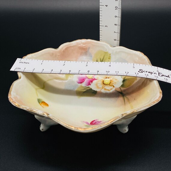 Vintage - Hand Painted in Nippon - NOARA - L.W. & Co - Flower
