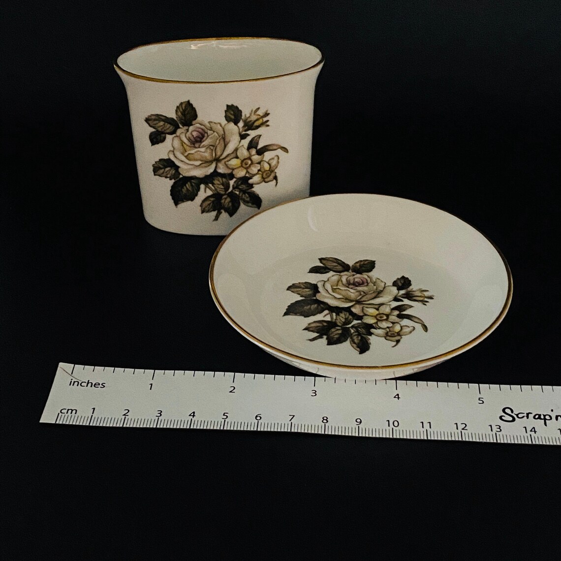 Lot De 2 Raviers Fleuris Royal Worcester – Fine Bone China – Vintage 1980