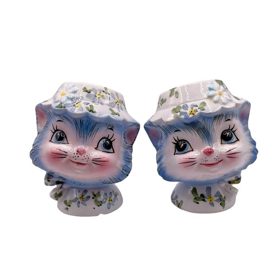 Vintage - Lefton #1525 - MISS PRISS - Salt & Pepper Shakers