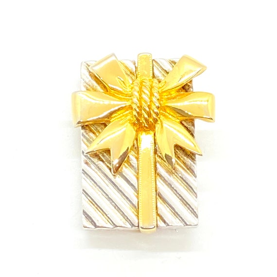 Vintage - Gold & Silver Tone Christmas Pin / Broo… - image 1