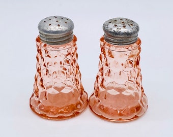 Vintage - Pink Depression Glass - Cube - Jeannette Glass Company -  Salt & Pepper Shakers with Silvertone Tops
