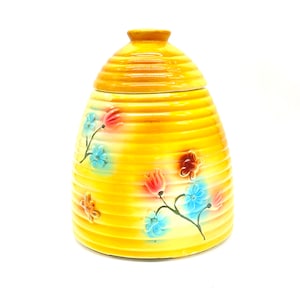 Vintage / Antique - RARE - American Bisque - Bee Hive Beehive Cookie / Biscuit Jar with Knob Lid - 1950’s era