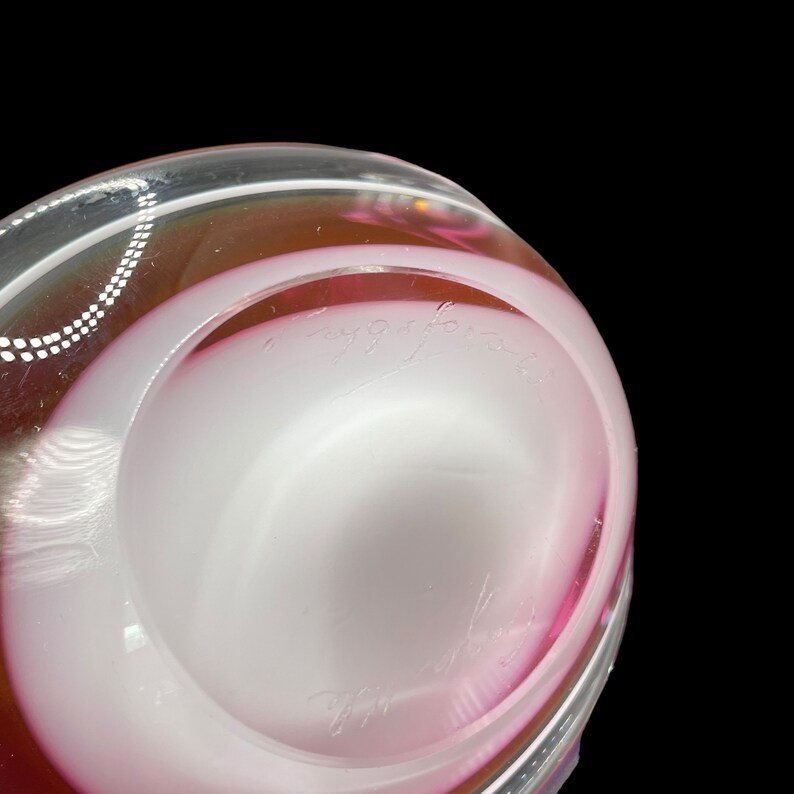 Vintage Paul Kedelv Flygsfors Coquille Freeform Pink Glass Bowl Swedish Mid Century Modern Art Glass Scandinavian Biomorphic Design image 5