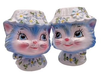 Vintage - Lefton #1525 - MISS PRISS - Salt & Pepper Shakers - Anthropomorphic - Blue Cats Floral Hats - Japan - Retro - Kitsch - 1950s