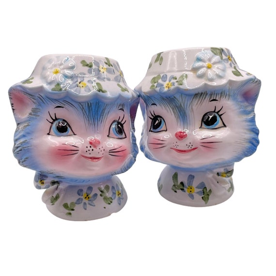 Vintage - Lefton #1525 - MISS PRISS - Salt & Pepper Shakers