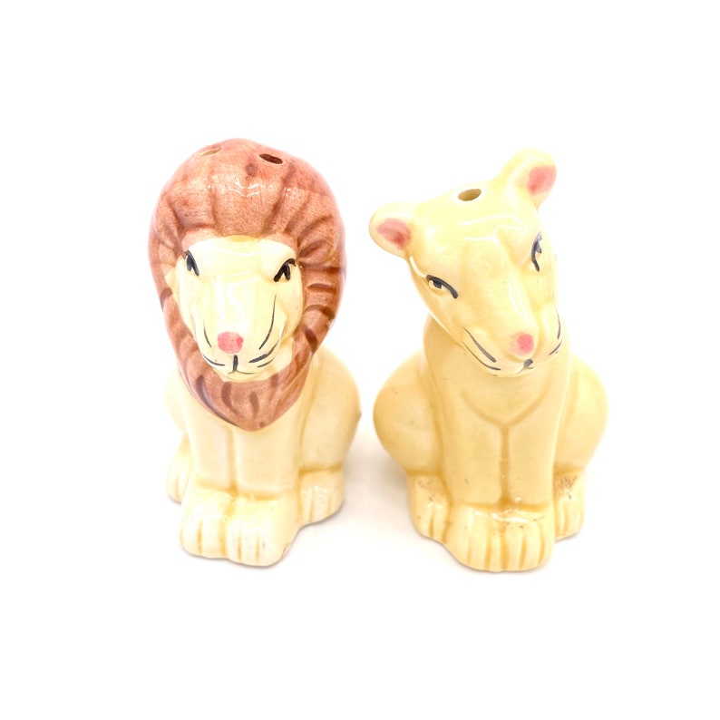 UNICEF Ceramic Elephant Salt and Pepper Shakers in Blue (Pair) - Round El