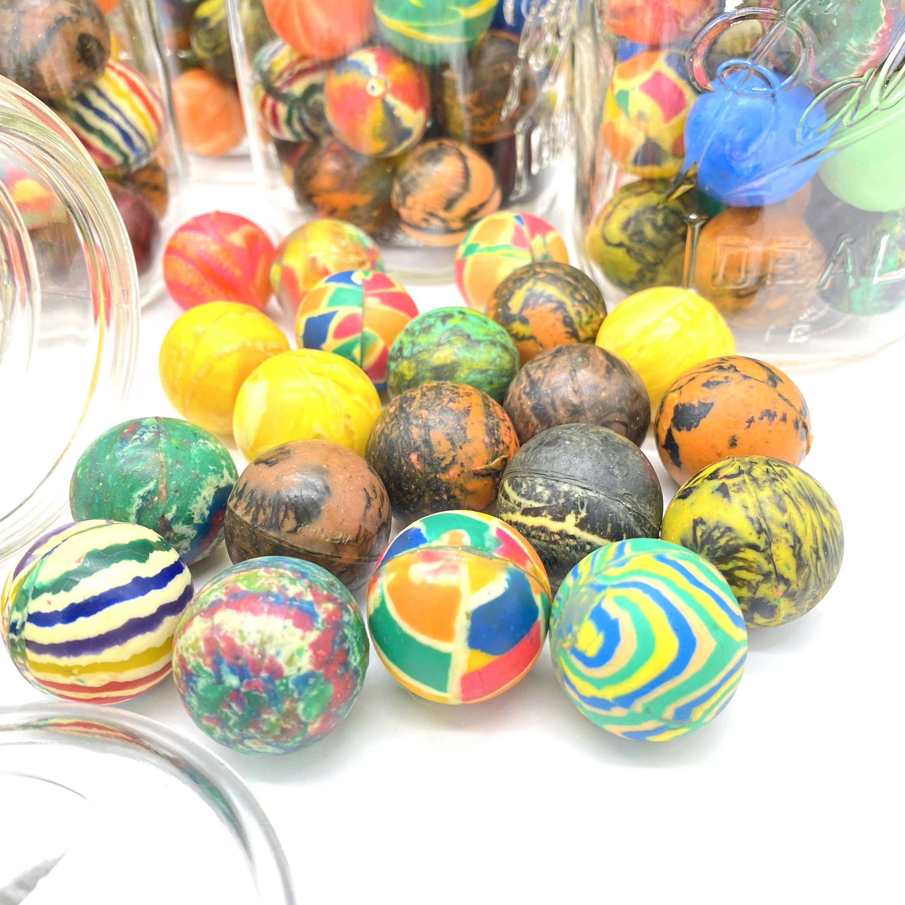 Ballビンテージスタイルジャー16oz6個セットLimited Edition Vintage - 1980-1990 - Lot of 25 Bouncy Balls in a Vintage Ball or