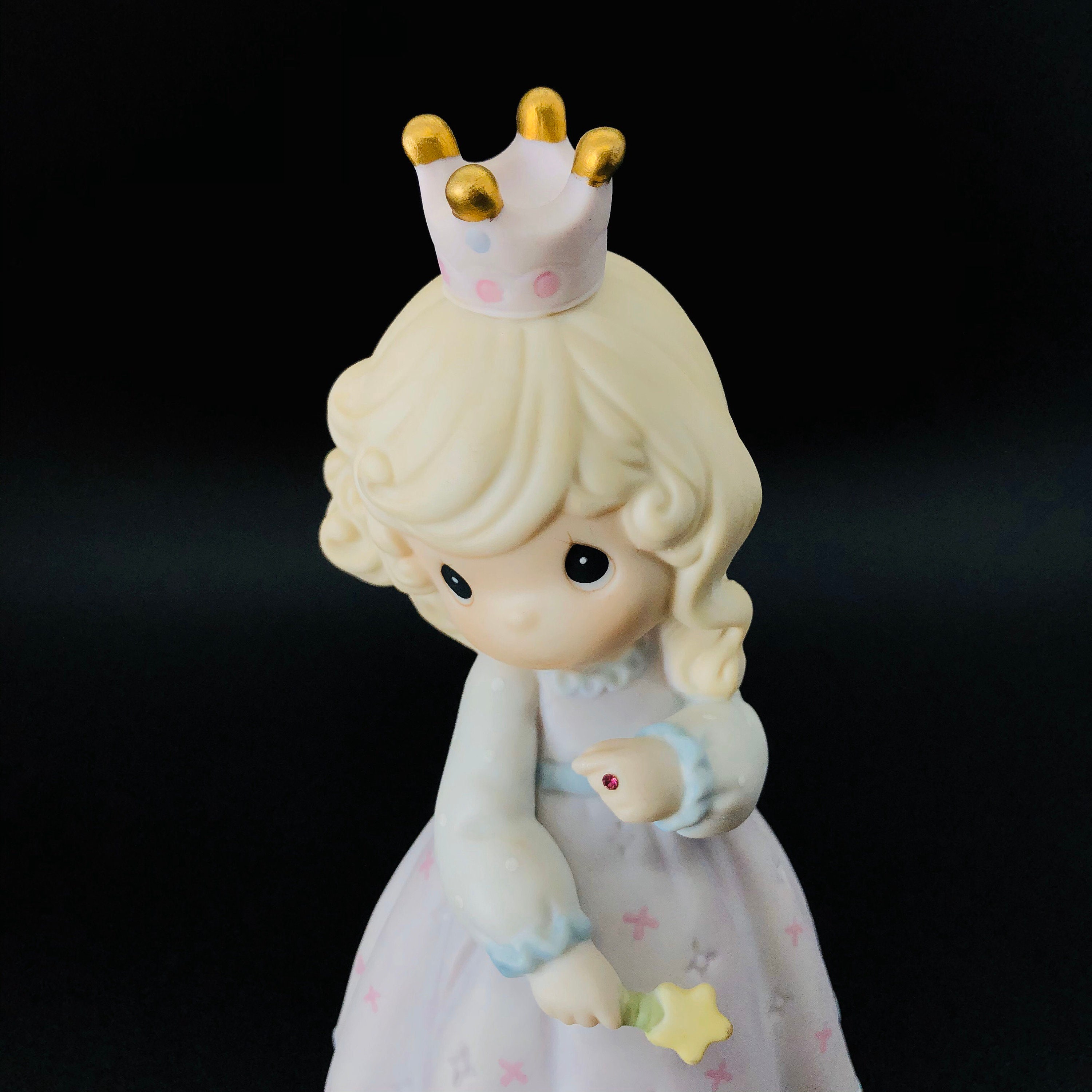 【GINGER掲載商品】 Precious 1995 Enesco Vintage Moments a as Pretty - Figurine 雛人形・ひな祭り