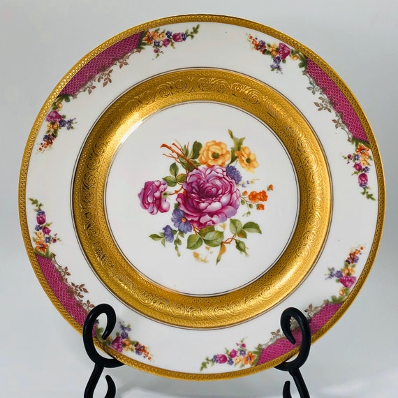 Royal Bavarian Hutschenreuther Selb China - Bavaria - 9.5