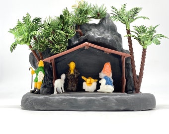 Vintage - Christmas - Nativity - Made in Hong Kong – for Christmas tree light – gray plastic with palm trees/vintage manger and crèche