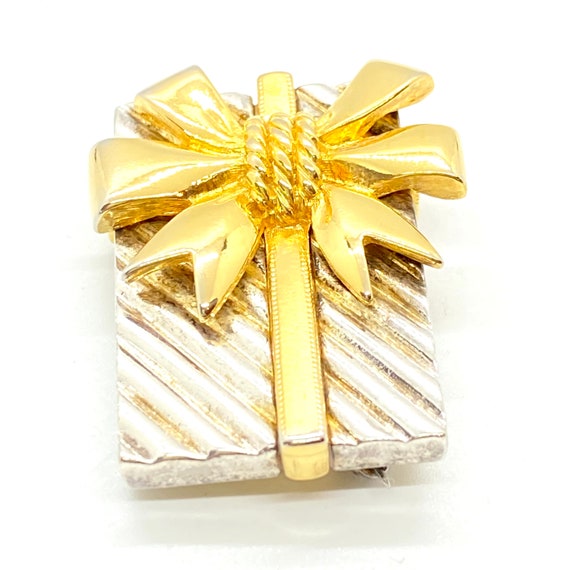 Vintage - Gold & Silver Tone Christmas Pin / Broo… - image 4