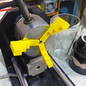 80mm Laser Rotary Chuck Jaws, Opens to 4.75 inches (120mm) in diameter, Closes to 2.25 inches (57mm) - Laser Engraving Tumbler Jig