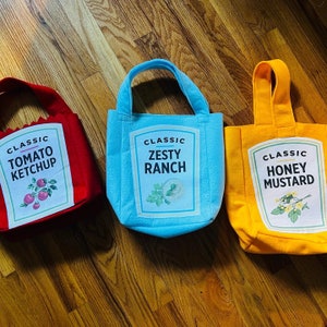 Condiment bags , Dino nugget bags, chicken nugget bags, trick or treat bags( please read full description before ordering.
