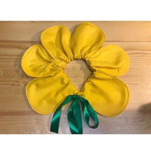 Buttercup flower Costume image 4