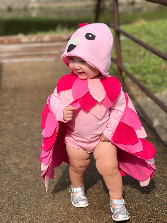 DIY Halloween Costumes: Flamingo Cape Costume for Kids