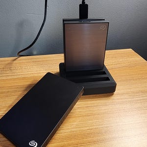 Vertical External Hard Drive Holder: 4-Slots