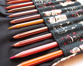 Handmade Pencil Roll – Colouring Pencil Case – Portable Pencil Holder for Art Lovers