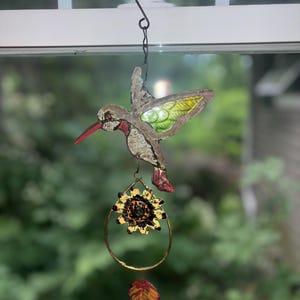 Hummingbird wall decor
