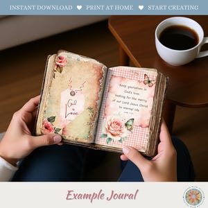 Op de afbeelding: Een open dagboek met pagina's in vintage-stijl, voorzien van bloemillustraties, vlinders en de tekst God is Love en Keep yourselves in God's love, looking for the mercy of our Lord Jesus Christ to eternal life, Jude 1:21.
