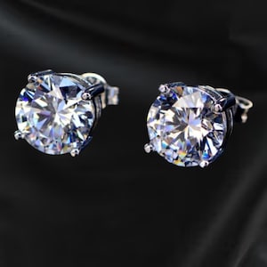 Moissanite Earring Studs, 14K White Gold Round Cut Moissanite Stud ,Sterling Silver, Stud Screw/Push back Earring ,Moissanite Bridal Earring