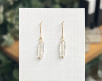 Natural Quartz on 14k Gold Filled earring hooks - Petite dangle earrings, Quartz drop earrings, Clear quartz earrings, Dainty quartz jewelry