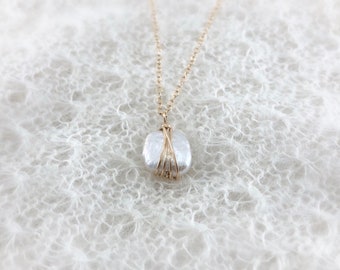 14k Gold Filled wire wrapped pearl necklace - Gold Filled necklace, Wire wrapped pendant necklace, Square pearl necklace